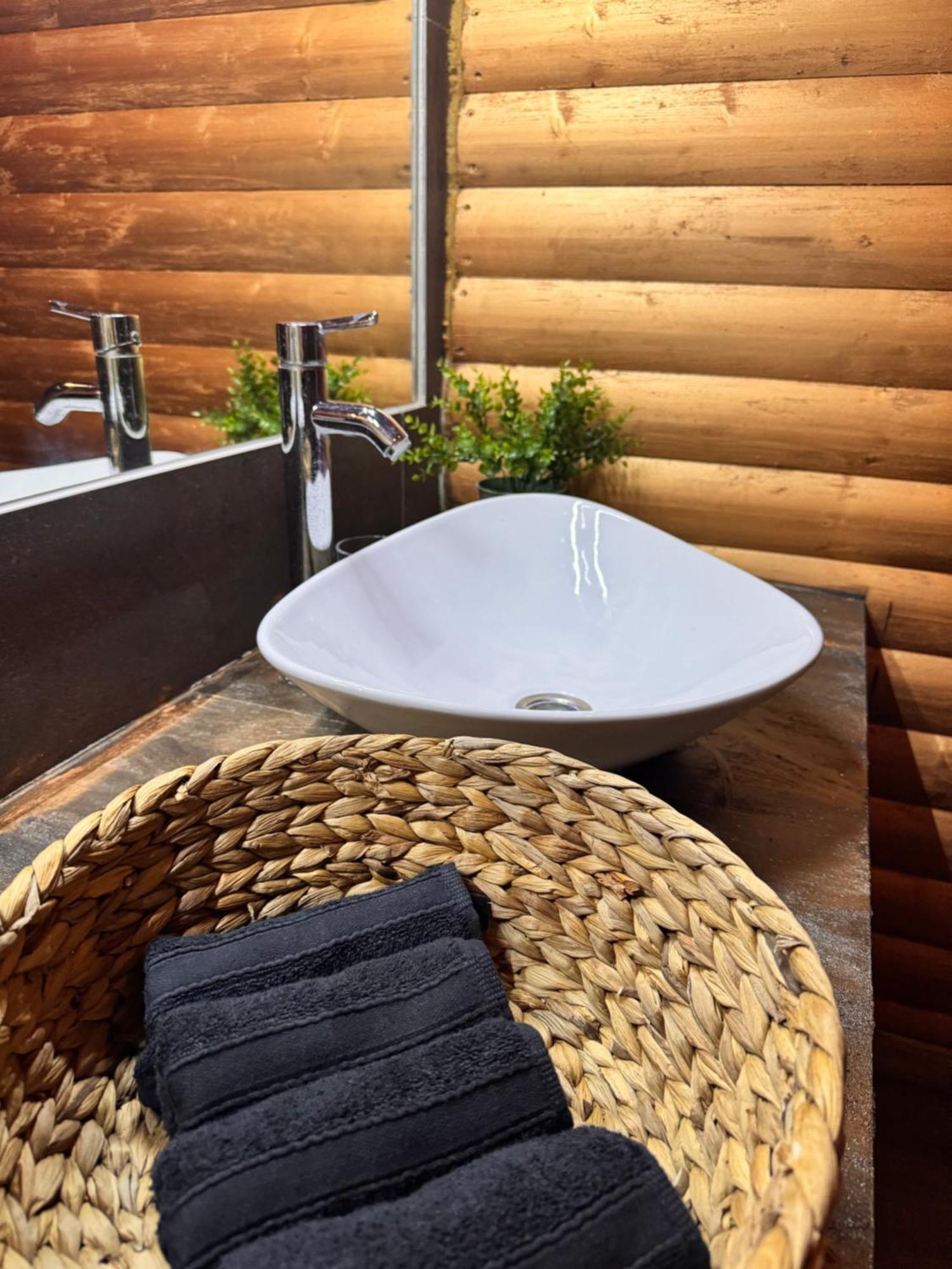 Glamping Resort Halicanum Grkavescak Exterior photo
